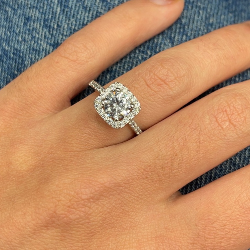 Cubic zirconia solitaire Engagement ring